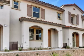 Photo #1: 2625333 Listing 