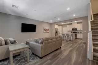 Photo #5: 2625333 Listing 