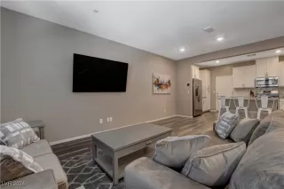 Photo #6: 2625333 Listing 