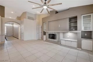 Photo #4: 2625351 Listing