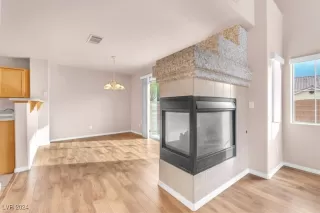 Photo #6: 2625383 Listing