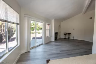 Photo #3: 2625393 Listing 