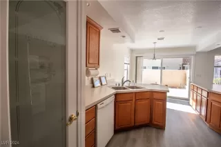 Photo #5: 2625393 Listing 