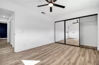 Photo #6: 2625402 Listing