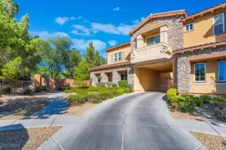 Photo #2: 2625431 Listing