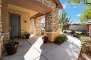 Photo #4: 2625431 Listing