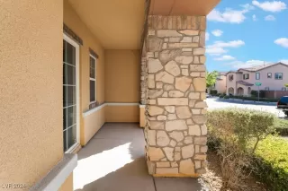 Photo #6: 2625431 Listing