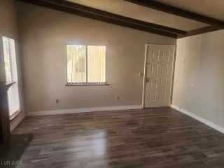 Photo #3: 2625490 Listing 