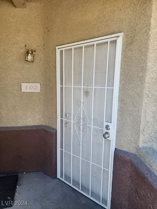 MLS: 2625498 Condo For Sale