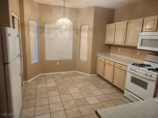 Photo #4: 2625498 Listing 