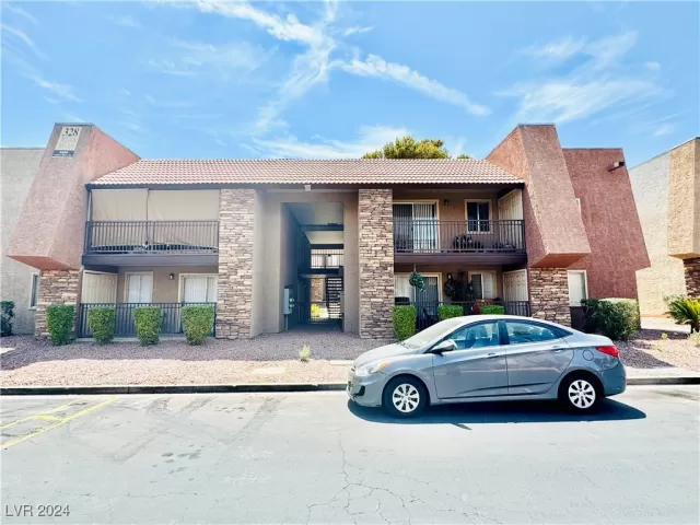 MLS: 2625516 Condo For Sale