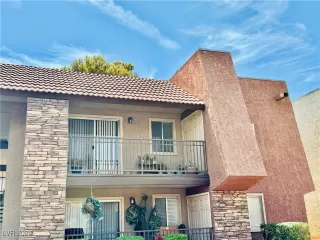 Photo #1: 2625516 Listing