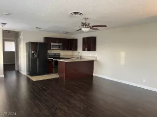 Photo #3: 2625543 Listing 