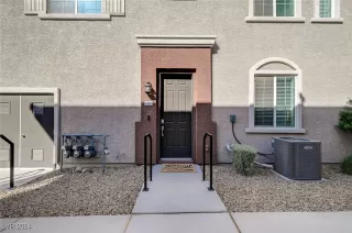 Photo #3: 2625580 Listing