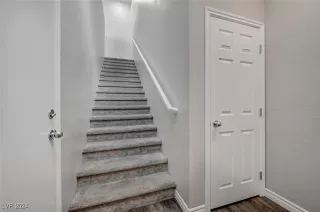 Photo #5: 2625580 Listing