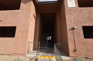 Photo #2: 2625606 Listing 