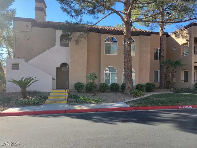 MLS: 2625635 Condo For Sale