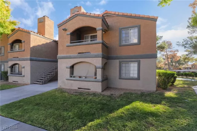 MLS: 2625687 Condo For Sale