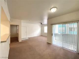 Photo #5: 2625715 Listing 