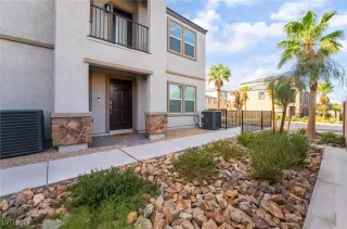 Photo #1: 2625731 Listing 