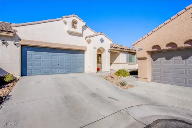 MLS: 2625756 Condo For Sale