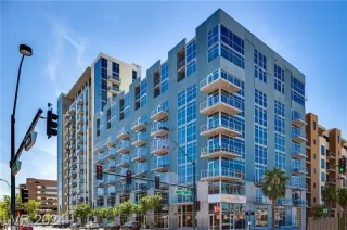 Photo #1: 2625757 Listing