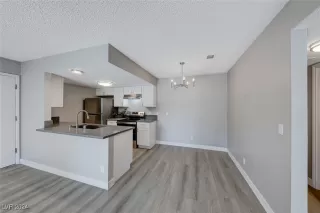 Photo #5: 2625762 Listing