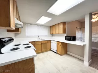 Photo #4: 2625768 Listing 