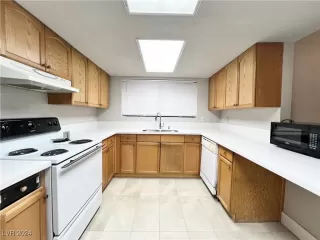 Photo #5: 2625768 Listing 