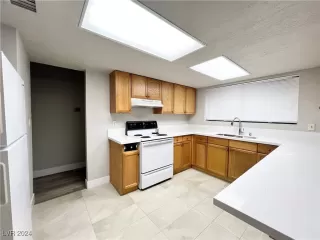 Photo #6: 2625768 Listing 