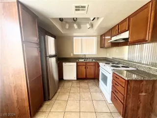 Photo #5: 2625775 Listing 