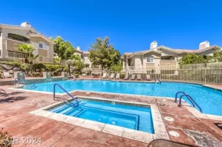 Photo #1: 2625784 Listing