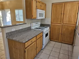 Photo #6: 2625784 Listing