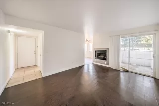 Photo #5: 2625825 Listing