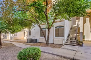 Photo #4: 2625832 Listing