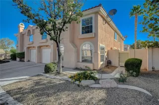 Photo #3: 2625856 Listing 