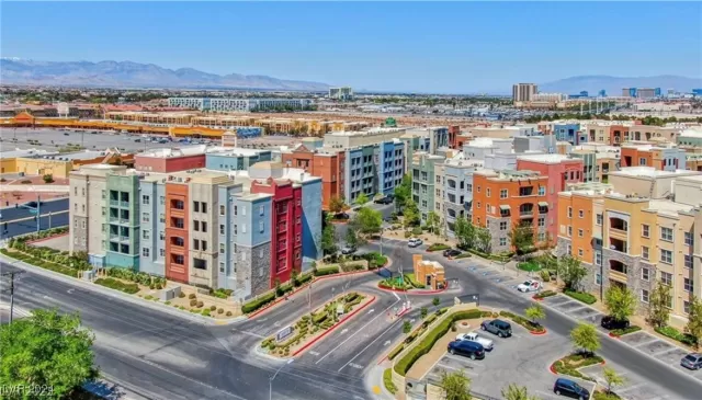 MLS: 2625857 Condo For Sale