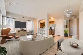 Photo #4: 2625857 Listing