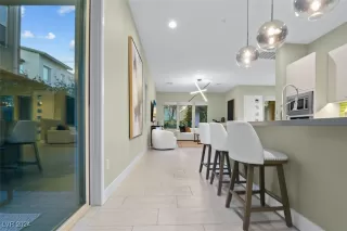 Photo #6: 2625864 Listing