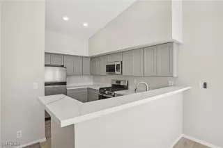 Photo #1: 2625874 Listing