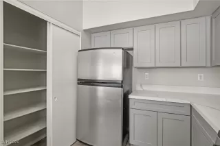 Photo #4: 2625874 Listing