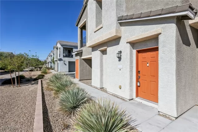 MLS: 2625888 Condo For Sale