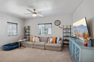 Photo #3: 2625888 Listing