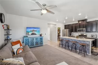 Photo #5: 2625888 Listing