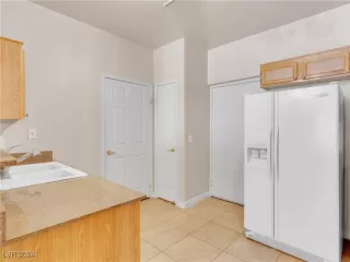 Photo #3: 2625895 Listing