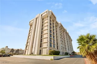 Photo #2: 2625922 Listing