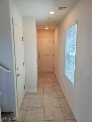 Photo #4: 2625925 Listing 