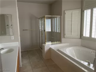 Photo #6: 2625931 Listing 