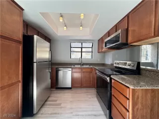 Photo #4: 2625948 Listing 