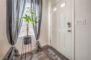 Photo #4: 2625987 Listing